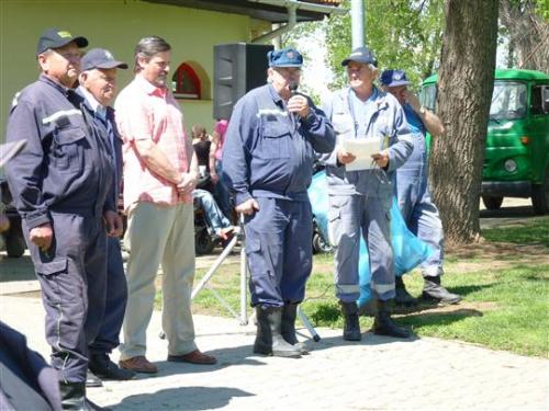 Hasičské cvičení Holasovice 5.5.2012