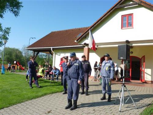 Hasičské cvičení Holasovice 5.5.2012